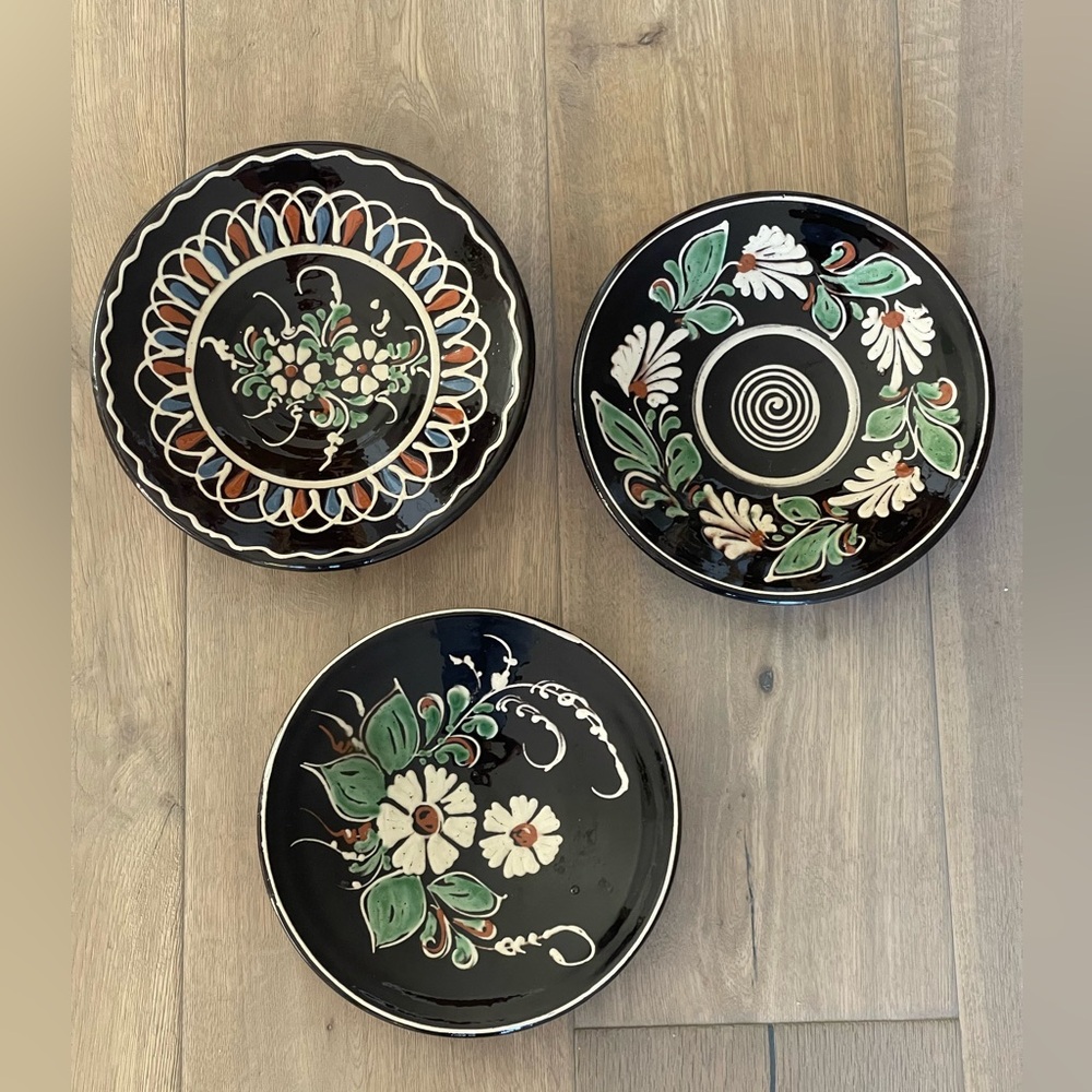 3 Vintage Spanish terracotta wall plates from Priego de Córdoba